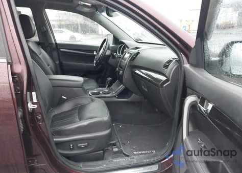 2013 Kia Sorento Sx V6 z USA, uszkodzony, nr VIN 5XYKWDA23DG330732